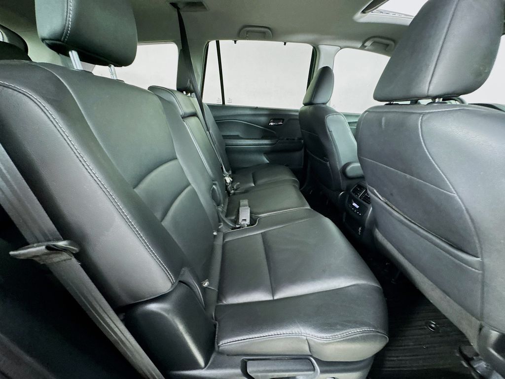 Used Car 2022 Honda Pilot  Special Edition For Sale Under $30,000 In Austin, Texas