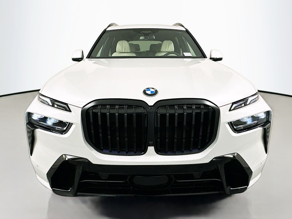 Thumbnail: 2027 BMW X7 - 2