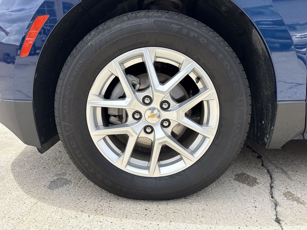 2022 Chevrolet Equinox LT Blue at AutoSavvy Houston Southwest