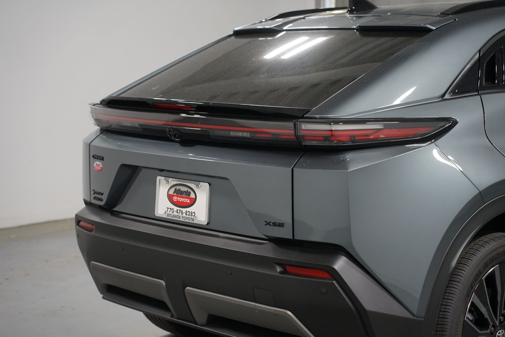 Thumbnail: 2026 Toyota C-HR - 9