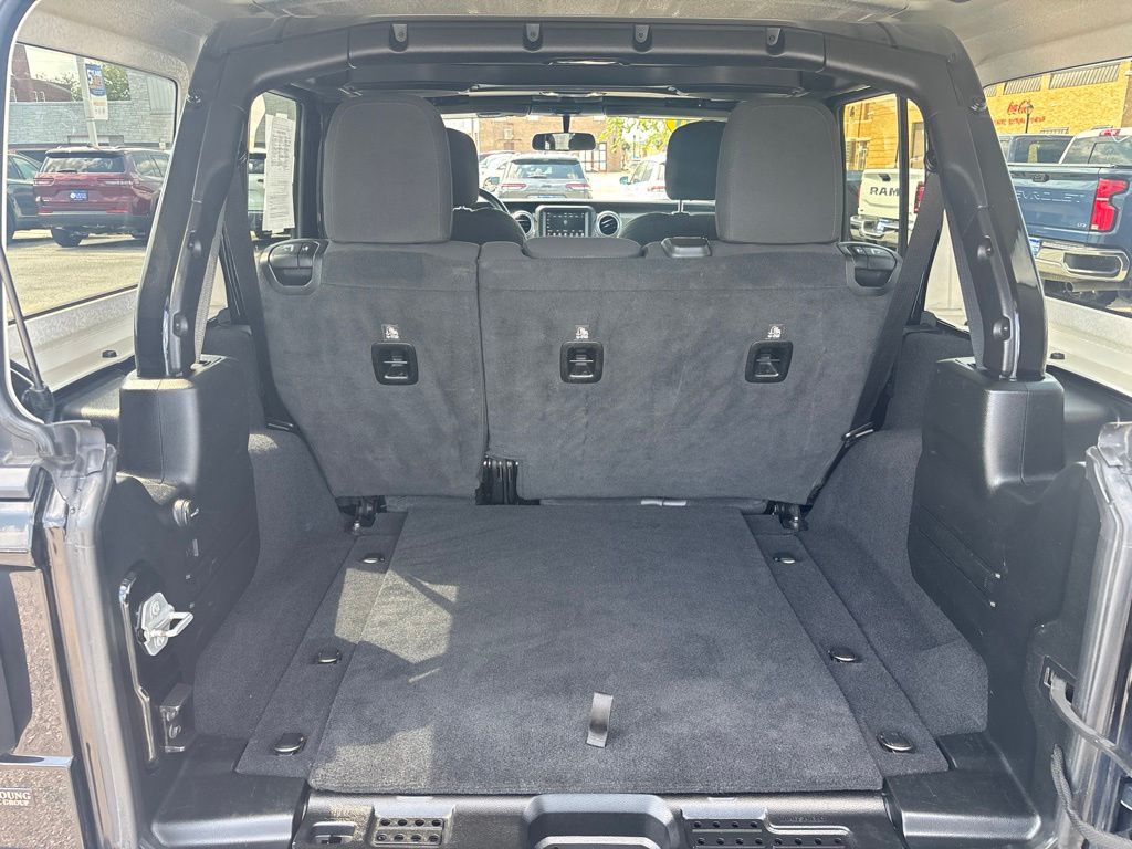 Used 2020 Jeep Wrangler SUV