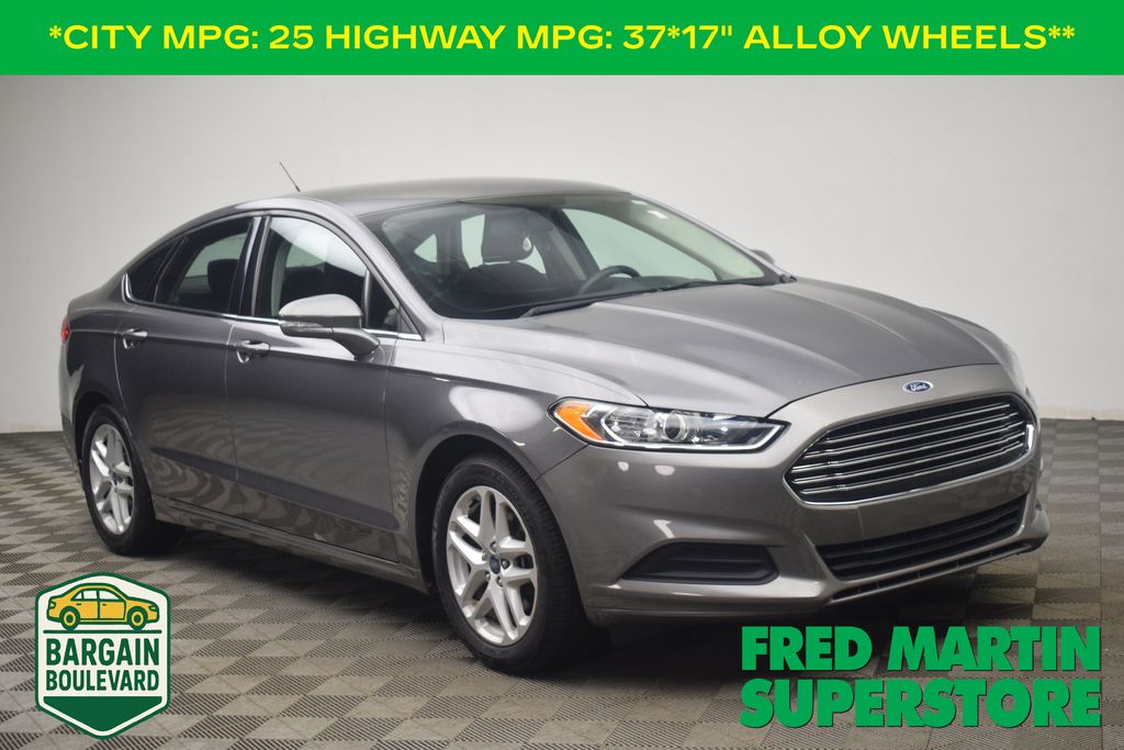 Sterling Gray Metallic 2014 Ford Fusion Sedan Front-Wheel Drive 6-Speed Automatic