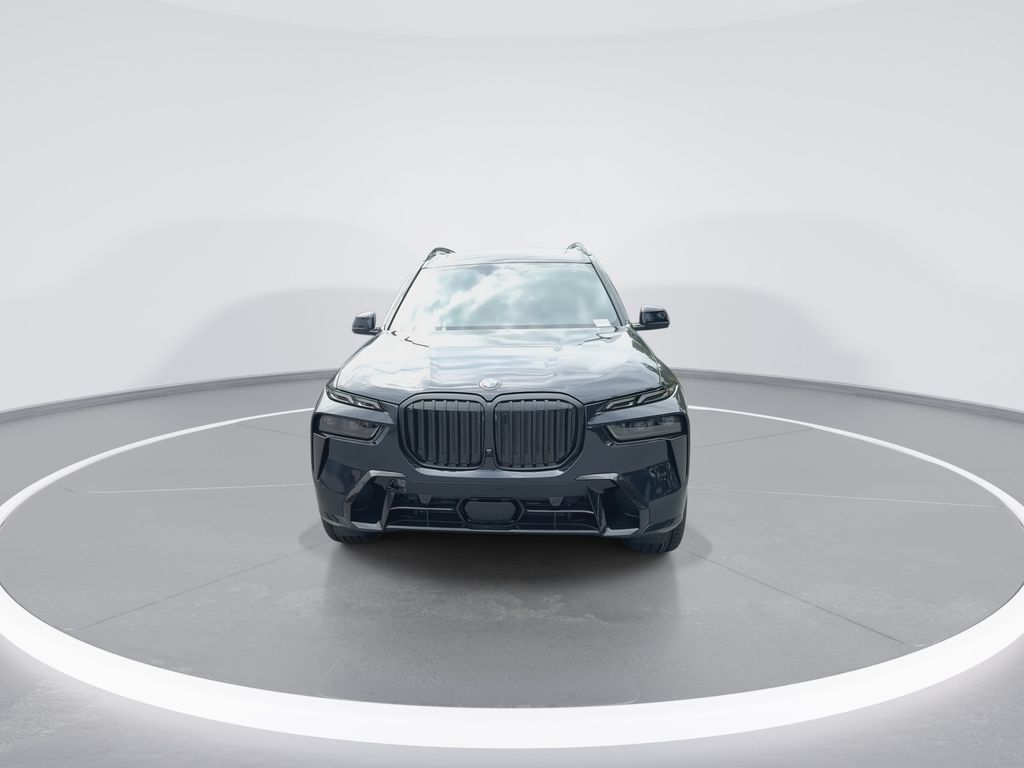 Thumbnail: 2027 BMW X7 - 3
