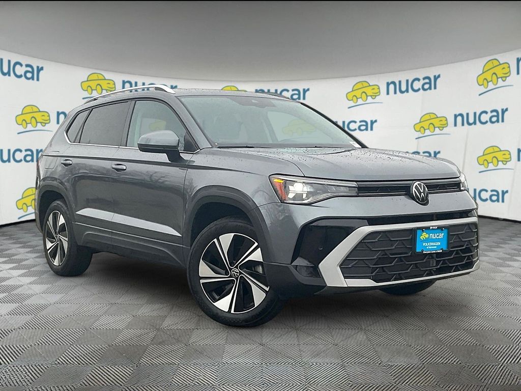 2025 Volkswagen Taos — photo 1