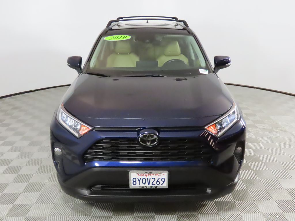 Thumbnail: 2019 Toyota RAV4 - 8