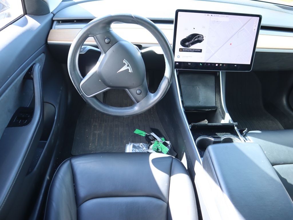 Thumbnail: 2019 Tesla Model 3 - 6