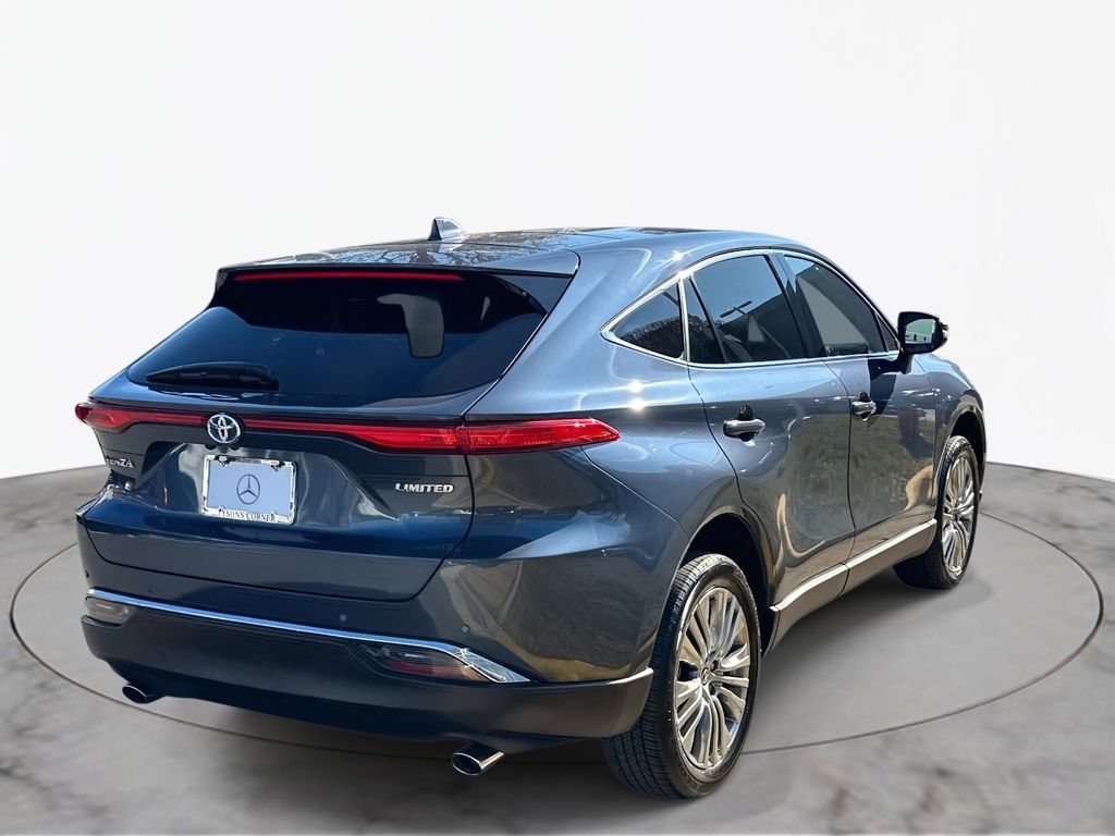 Thumbnail: 2023 Toyota Venza - 9