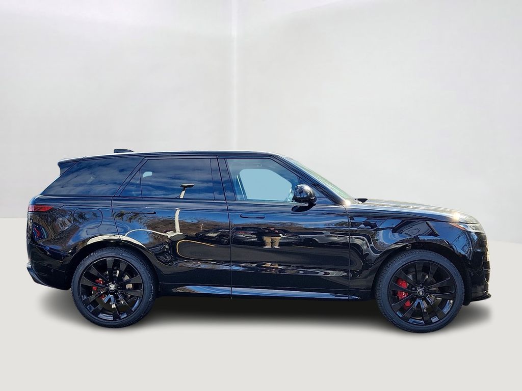 Thumbnail: 2024 Land Rover Range Rover Sport - 4