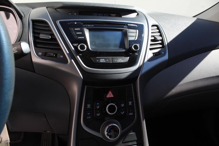 Used Car 2016 Hyundai Elantra  Se For Sale Under $10,000 In Georgetown, Texas