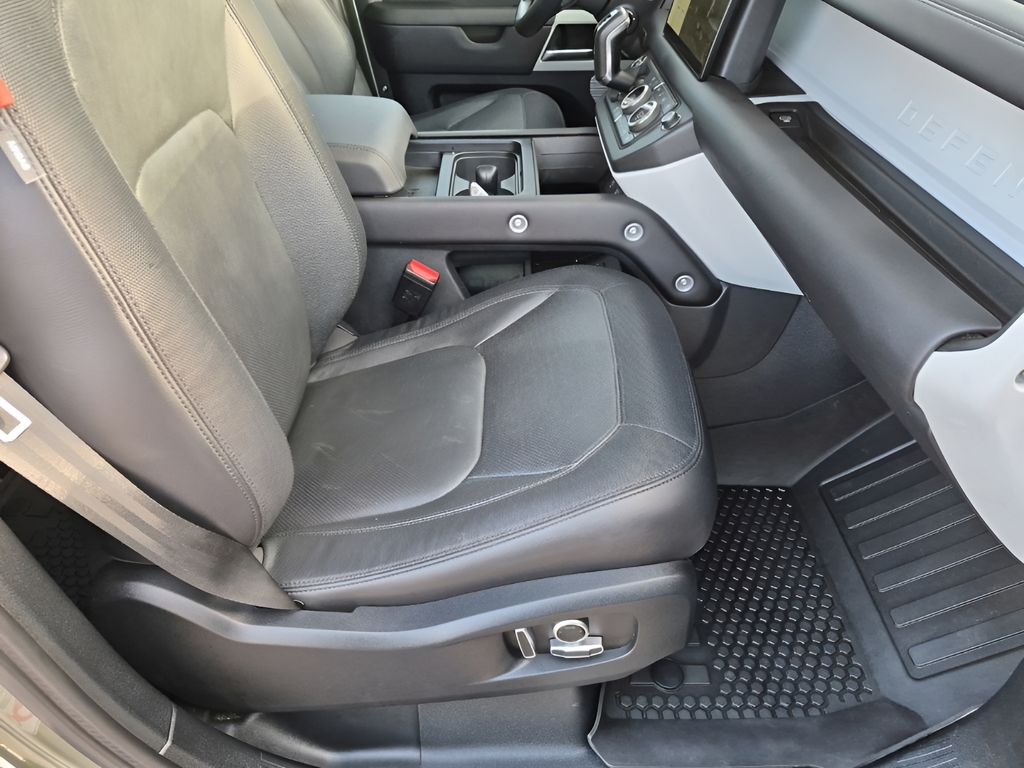 Used Car 2024 Land Rover Defender 130  X-dynamic Se For Sale Under $60,000 In Austin, Texas