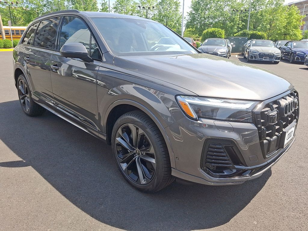 2025 Audi Q7  2
