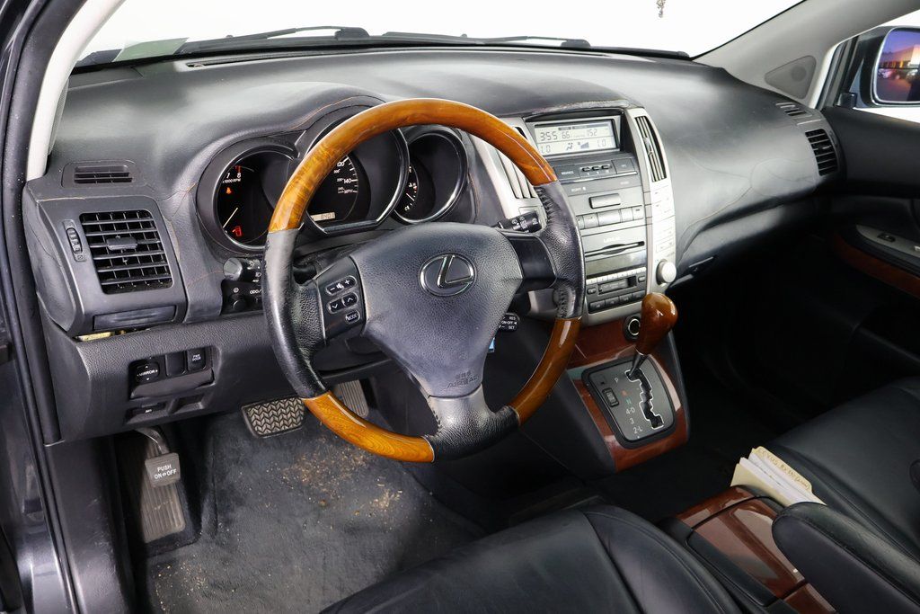 Thumbnail: 2004 Lexus RX - 7