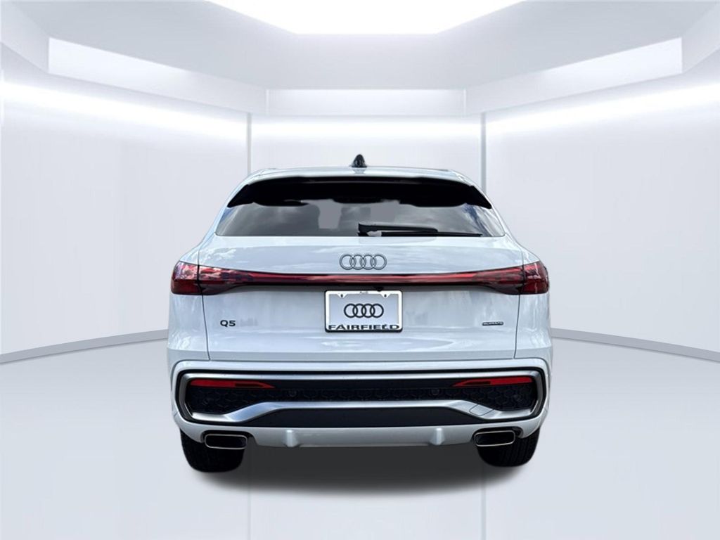 Thumbnail: 2026 Audi Q5 - 4