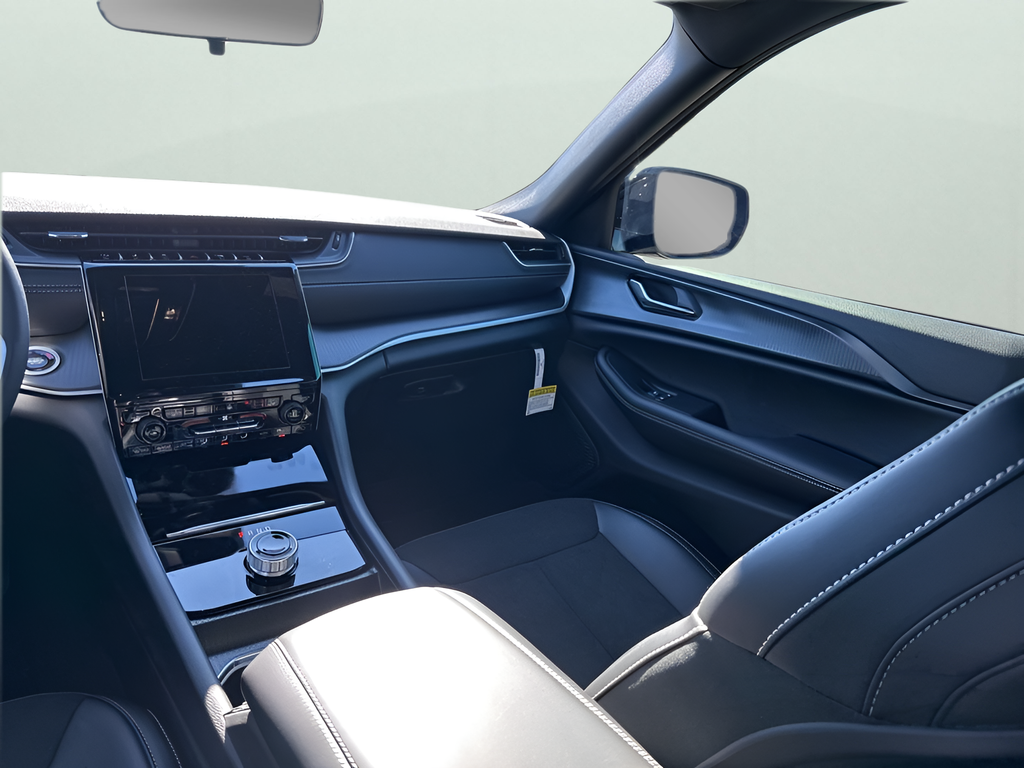 New Car 2025 Jeep Grand Cherokee  For Sale Under $40,000 In Austin, Texas