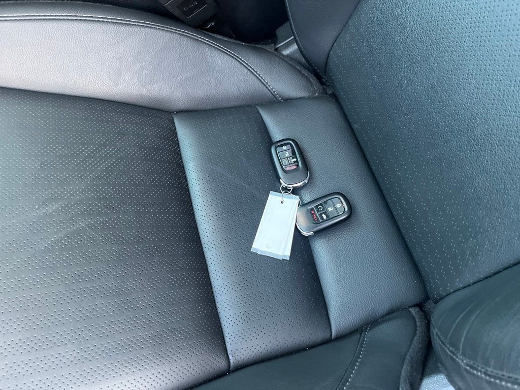 Certified Used 2025 Gray Honda Sport image 12