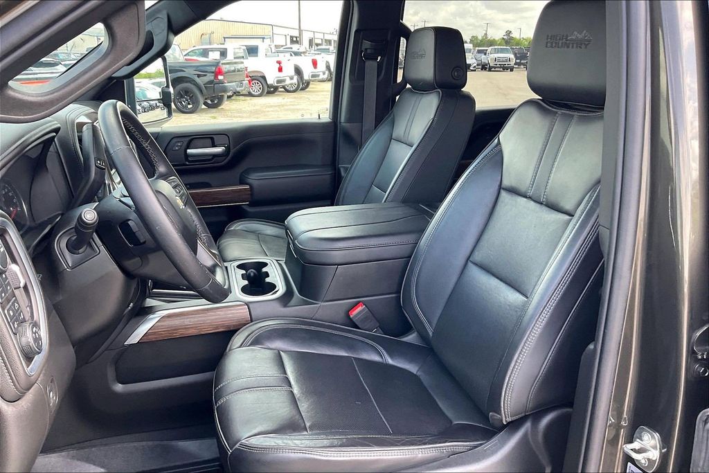 Used 2023 Chevrolet Silverado 3500HD High Country 4D Crew Cab