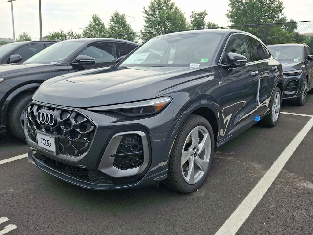 Thumbnail: 2025 Audi Q5 - 1