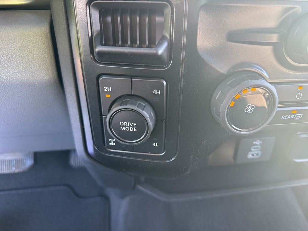 New 2026 Gray Ford XL image 18