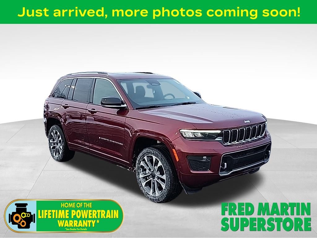 2023 Jeep Grand Cherokee Overland 4WD