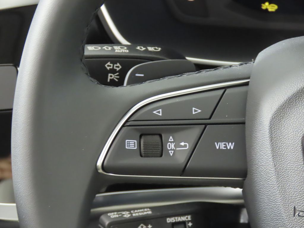 Thumbnail: 2025 Audi Q3 - 16