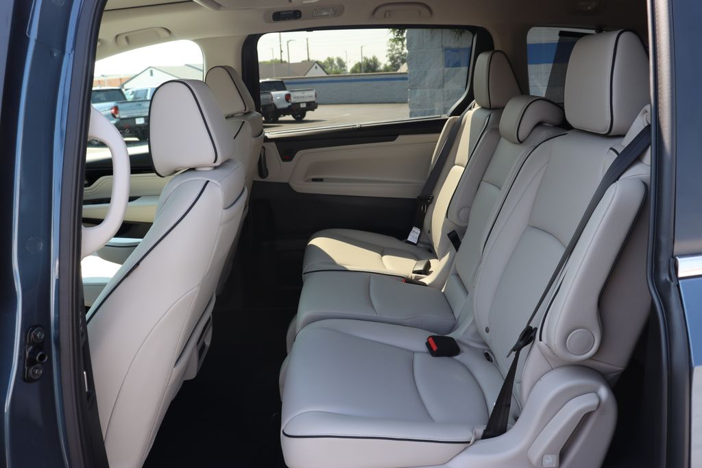 Thumbnail: 2026 Honda Odyssey - 11