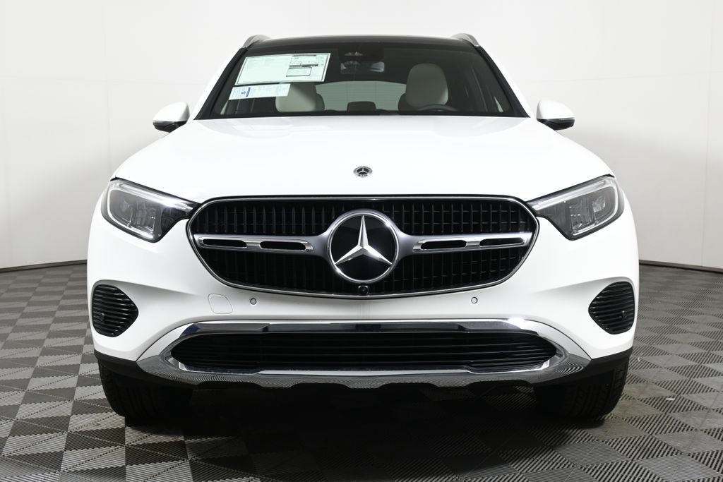 2025 Mercedes-Benz GLC 300 9