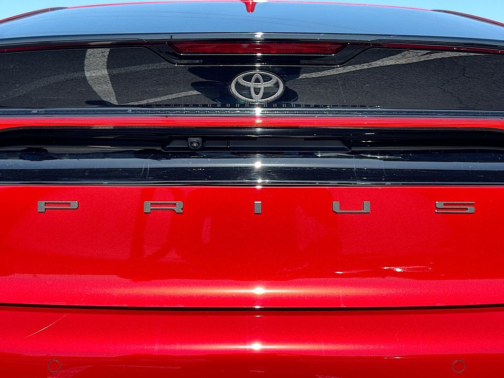 2025 Toyota Prius LE 20