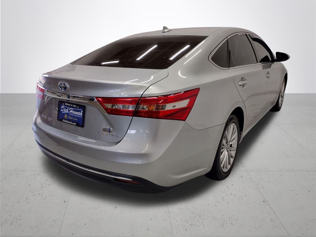 2018 Toyota Avalon Hybrid Limited
