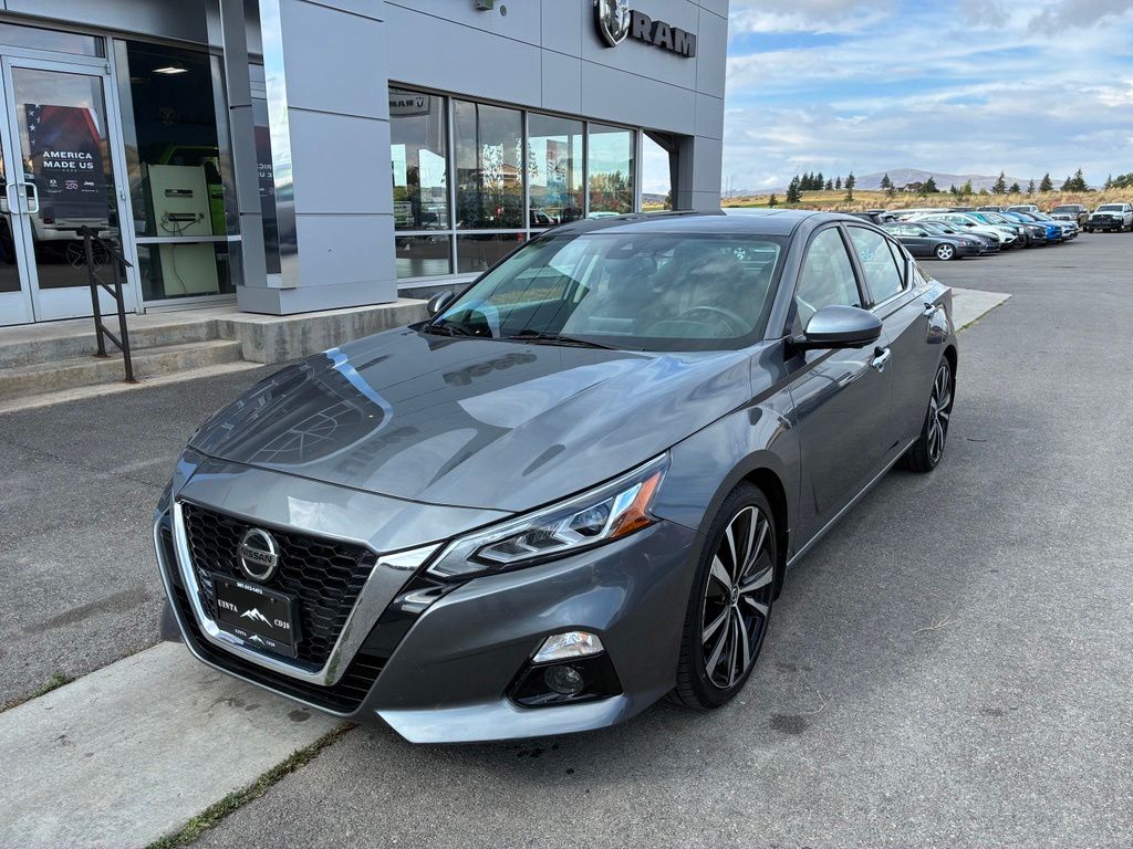 2019 Nissan Altima 2.5 Platinum FWD