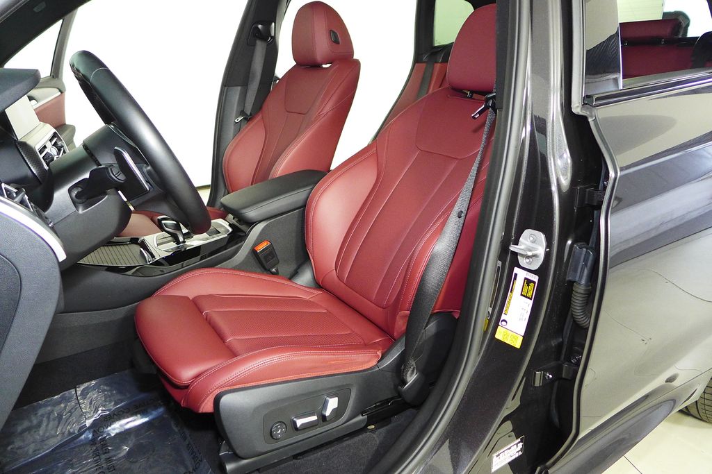 Thumbnail: 2023 BMW X3 - 22