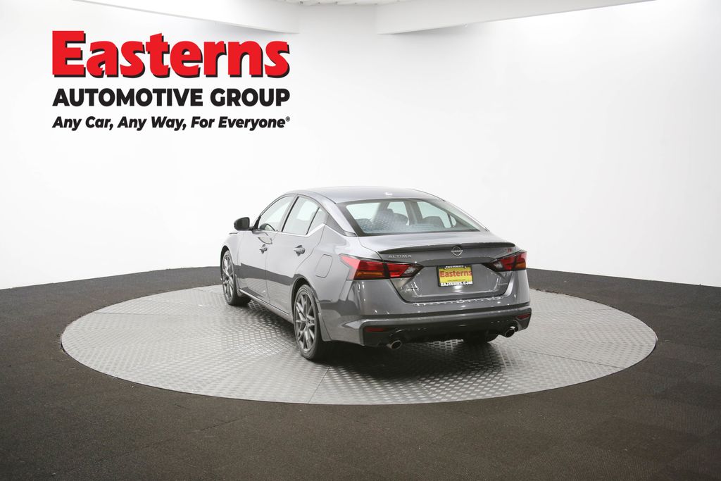 Used 2023 Gray Nissan 2.0 SR image 65