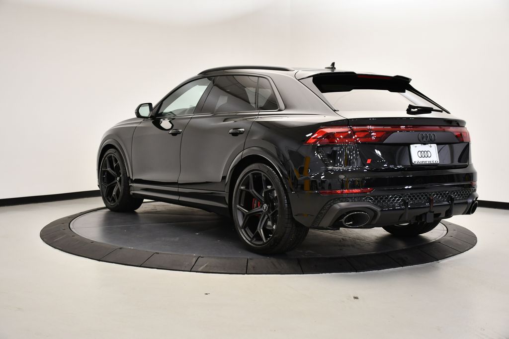 Thumbnail: 2025 Audi RS Q8 - 3