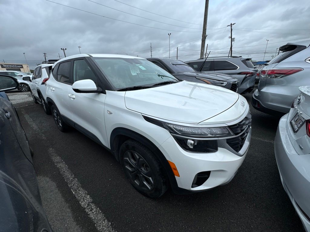 Thumbnail: 2025 Kia Seltos - 2
