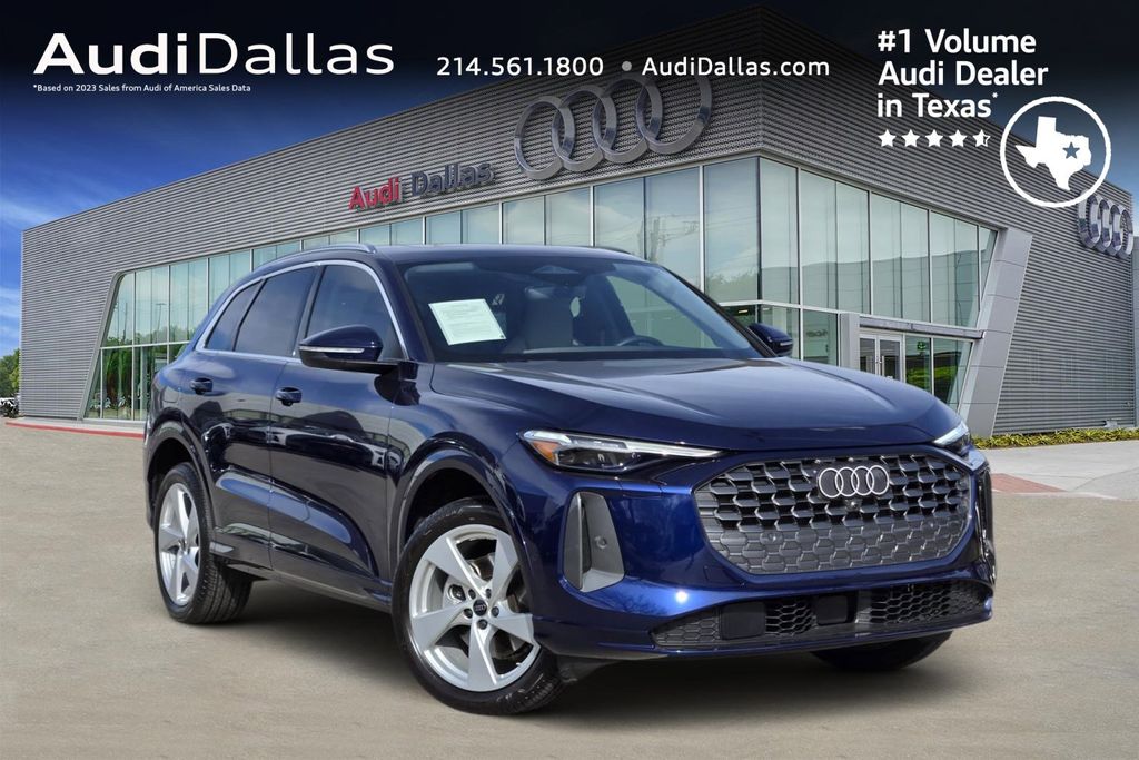 2025 Audi Q5 quattro Premium Plus 40 TFSI