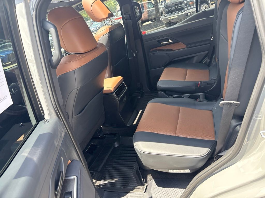 Thumbnail: 2026 Lexus GX - 20