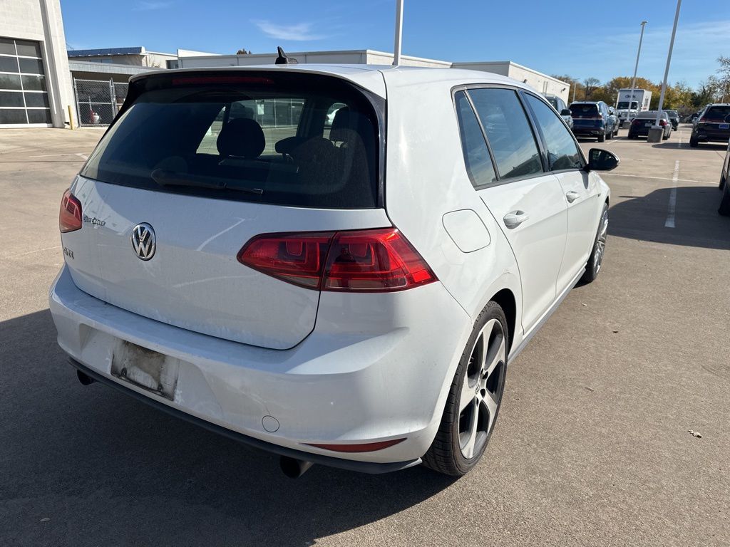 2017 Volkswagen Golf GTI