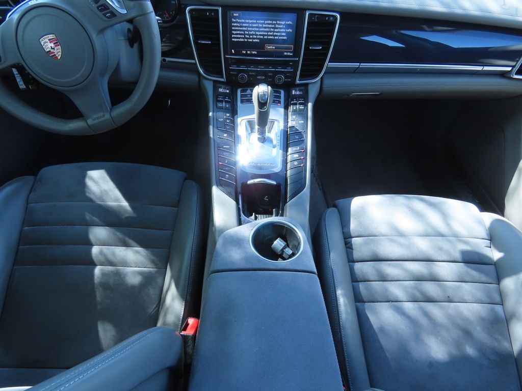 Thumbnail: 2013 Porsche Panamera - 9