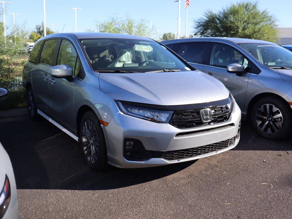 Thumbnail: 2026 Honda Odyssey - 3