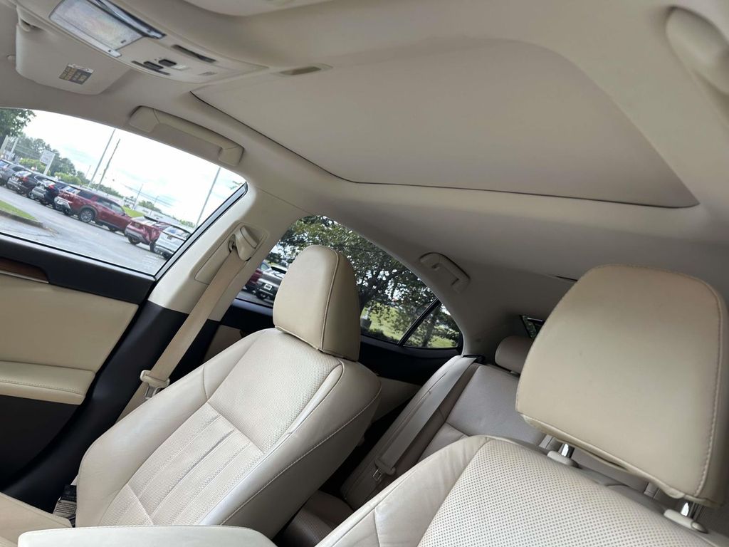 Used 2018 Lexus ES Sedan