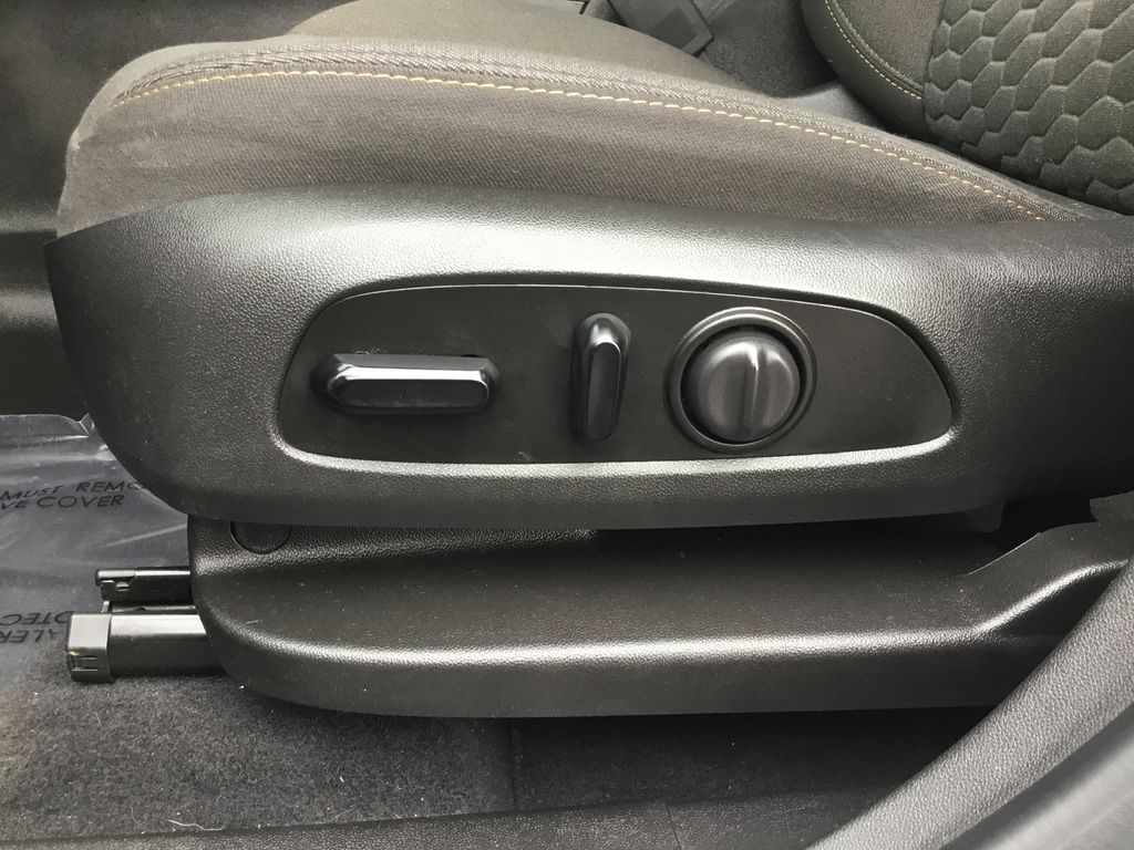 2020 Chevrolet Equinox LT 16