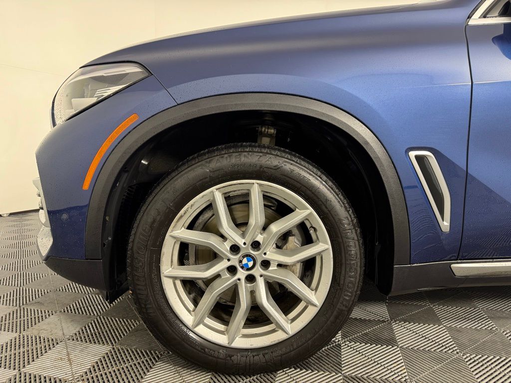 2021 BMW X5 xDrive40i 8