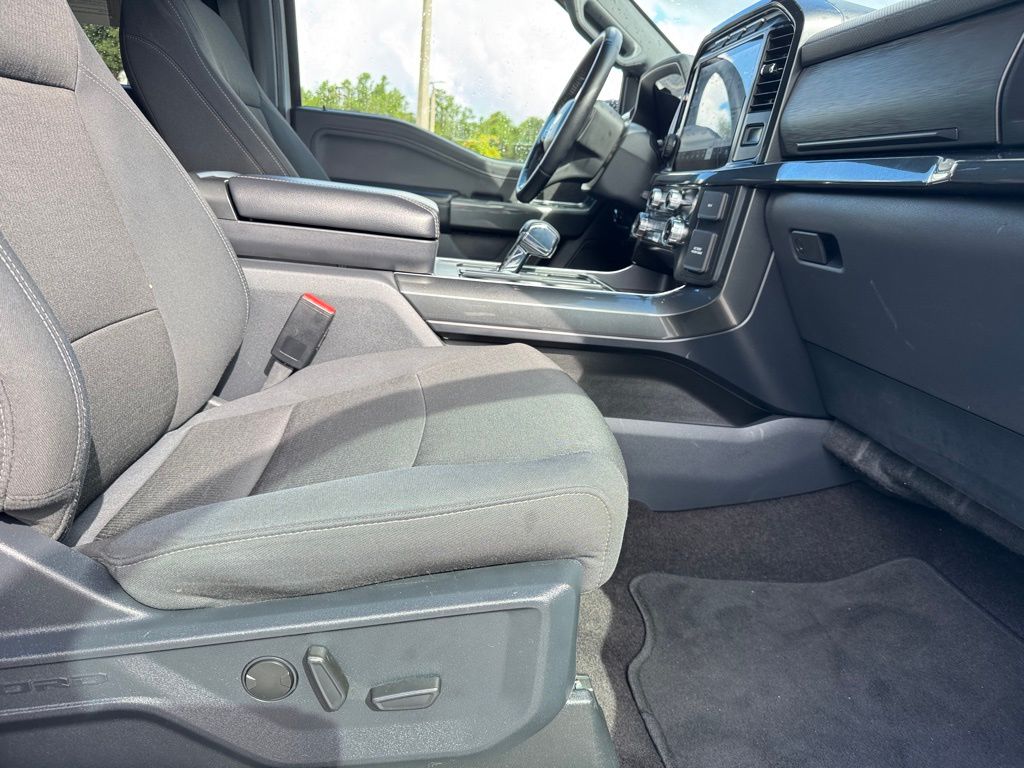 2022 Ford F-150 XLT photo 28