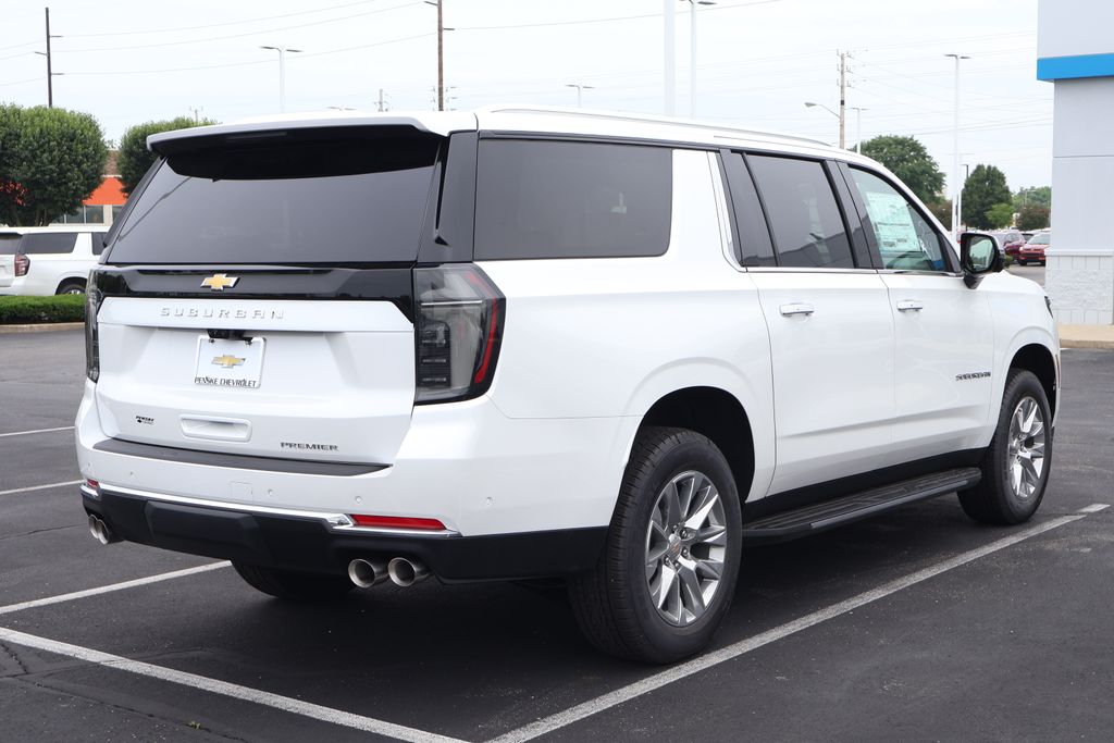 Thumbnail: 2025 Chevrolet Suburban - 8