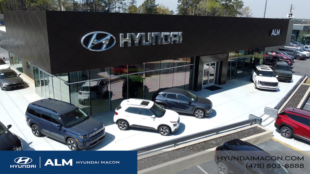 New 2026 White HYUNDAI SE image 30