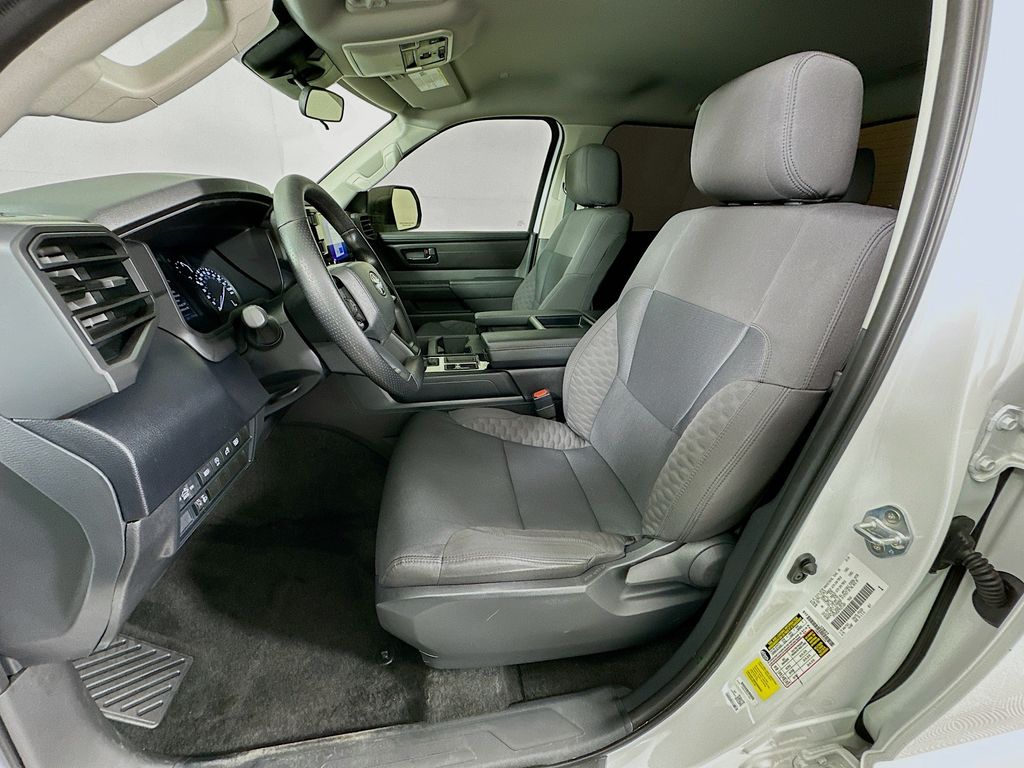 Thumbnail: 2024 Toyota Tundra - 20