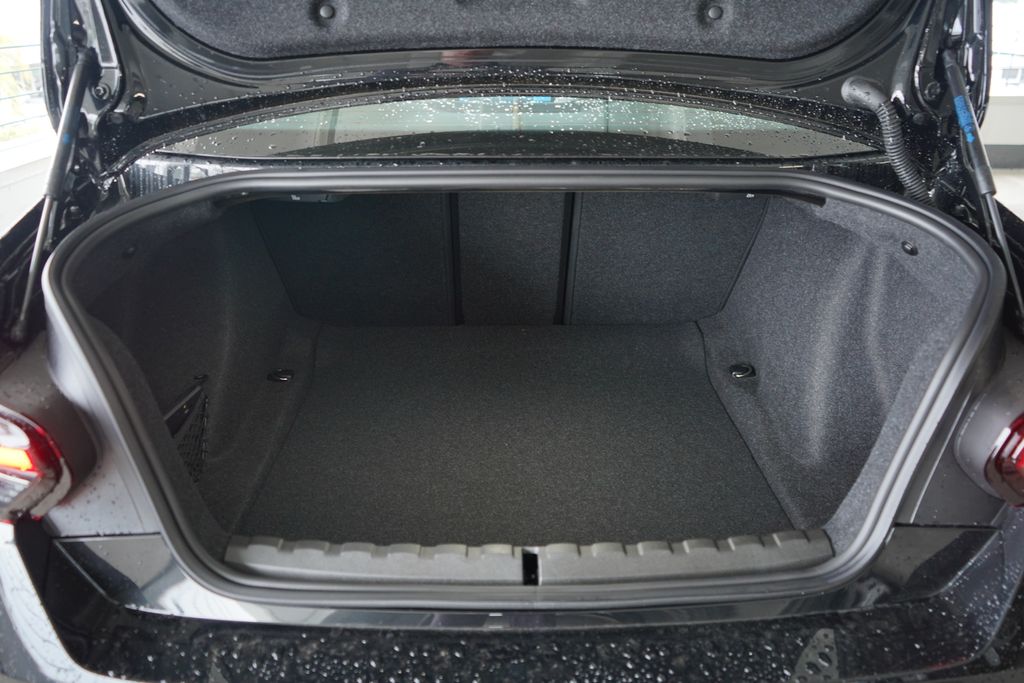 Thumbnail: 2026 BMW 2 Series - 21