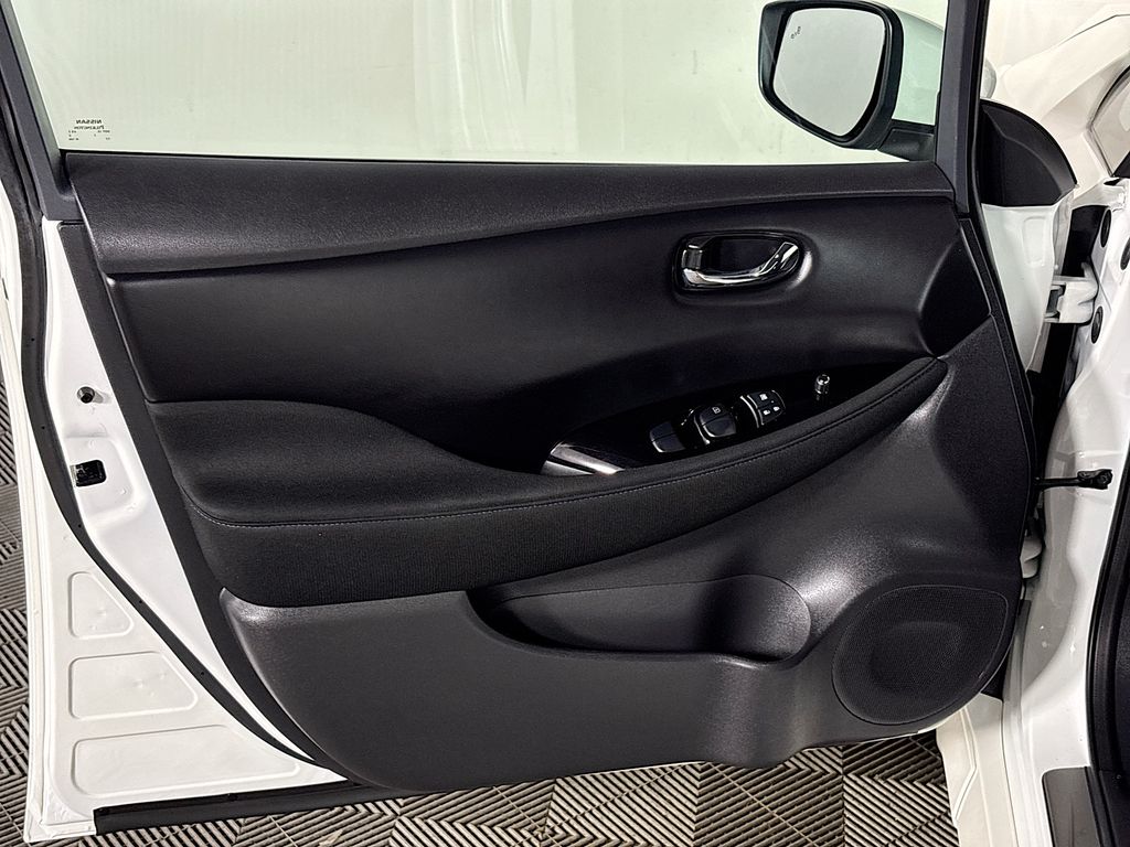 2024 Nissan Leaf SV Plus
