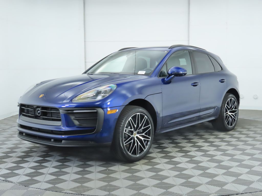 2024 Porsche Macan  -
                Phoenix, AZ