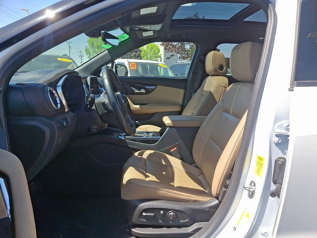 2021 Chevrolet Blazer Premier 14