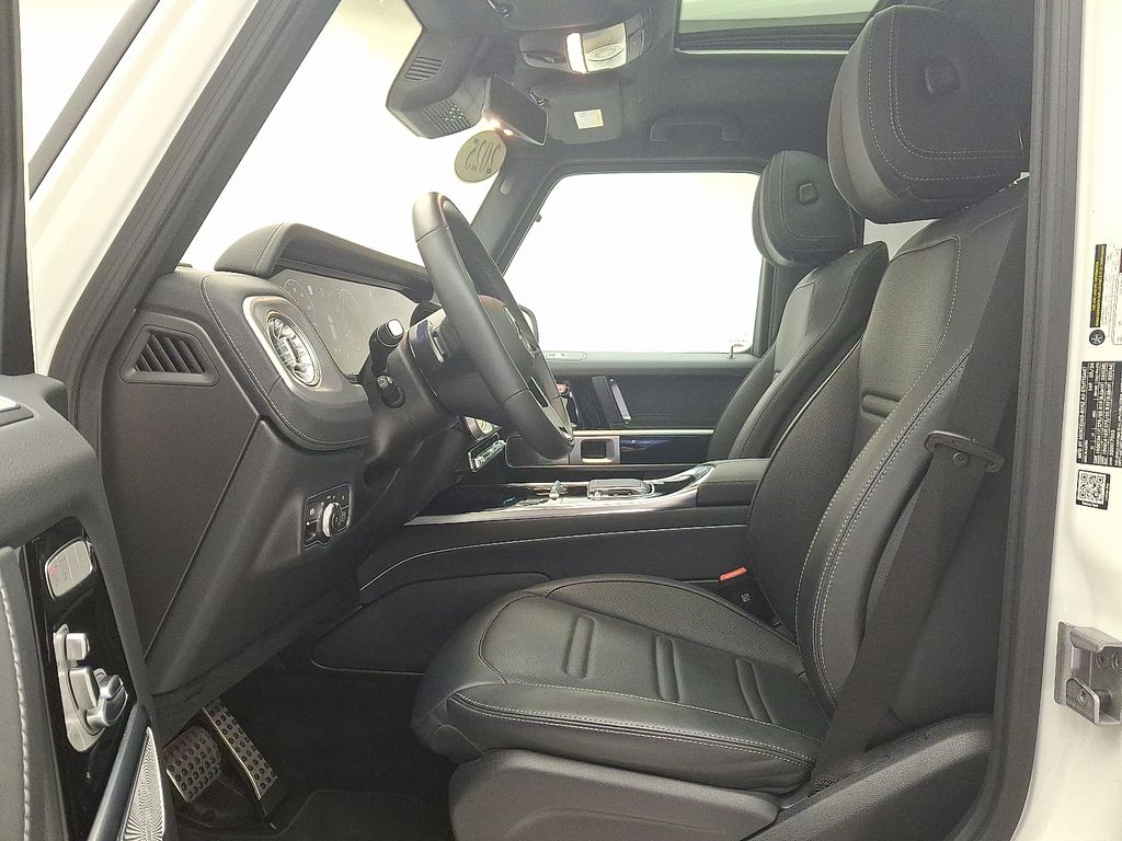 Thumbnail: 2025 Mercedes-Benz G-Class - 13